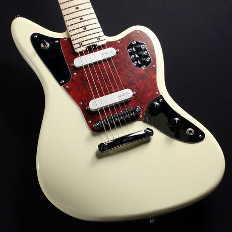 AR-07(VWHT_M)_01