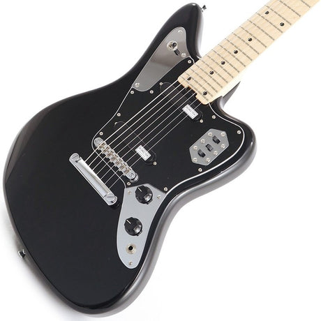 AR-07_(Black_Maple)_01