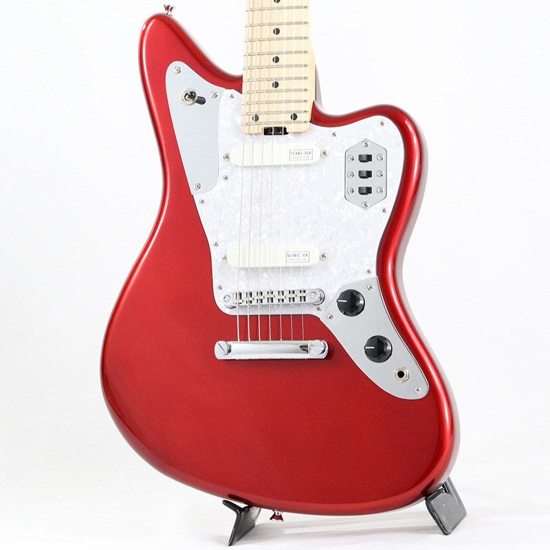 AR-07_(Candy_Apple_Red_Maple)_01