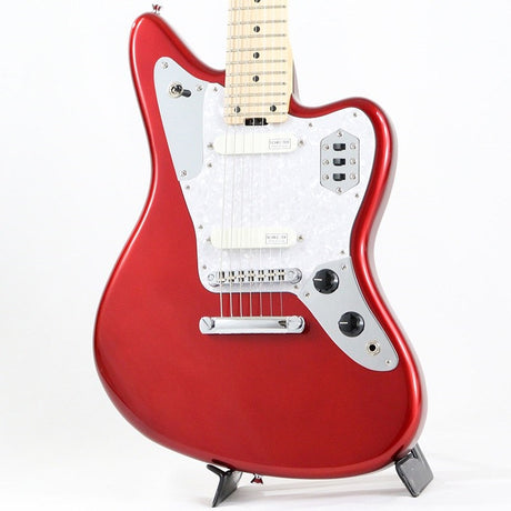AR-07_(Candy_Apple_Red_Maple)_01