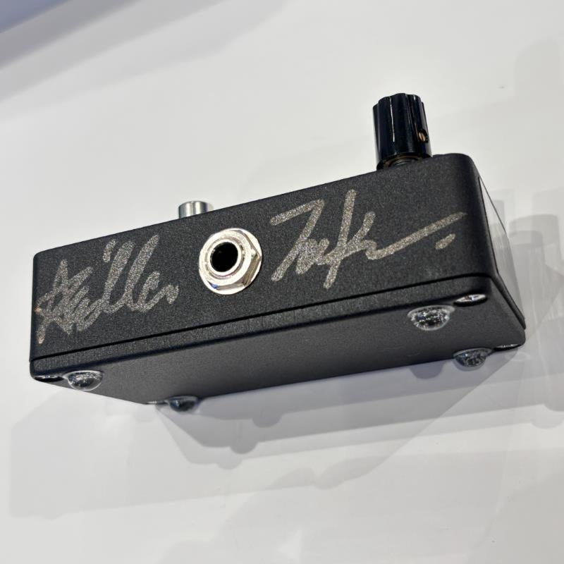 [Autographed!]_AT-2222___Noiseless_Clean_Booster_[AKIRA_TAKASAKI_Signature_Pedal]_(Cats_Factory)_Booster_Akira_Takasaki_06
