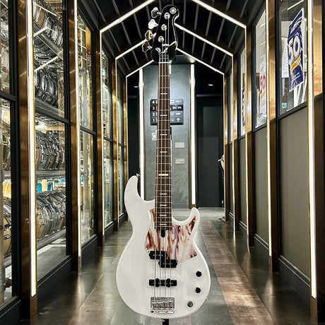 BBP34_(Shell_White)_with_Tokyo_Acryl_Pickguard_[Ikebe_50th_Anniversary_Special_Edition]_[Eligible_for_YAMAHA_GUITAR_WINTER_CAMPAIGN_2025]_02