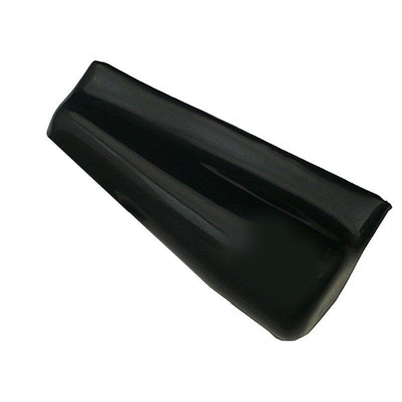 Bach___Mouthpiece_Pouch_1802_(for_one_trumpet)_01