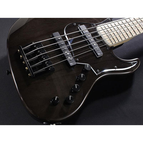 Beta_5_(TP-BLK_M_Black-HW)_04