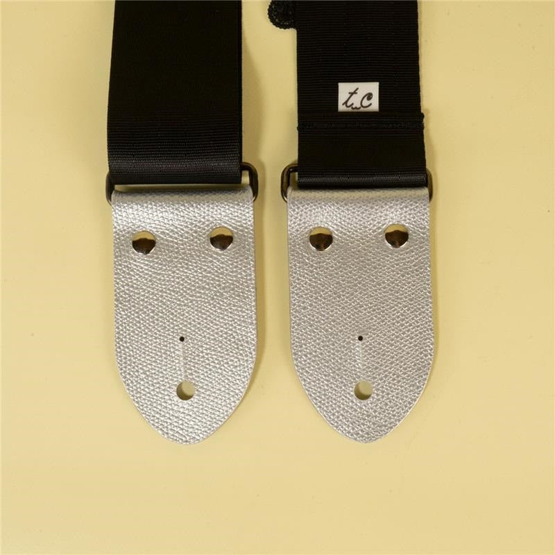 Black_Lace_Seatbelt_Guitar_Strap_04