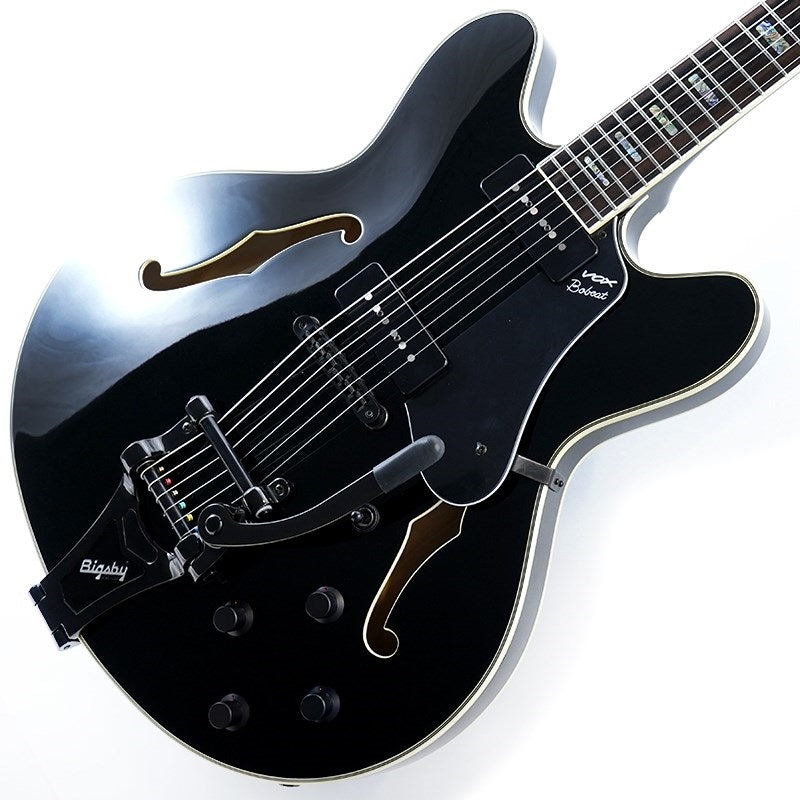 Bobcat_V90_with_Bigsby_(Jet_Black)_[Limited_Quantity_Special_Price]_01