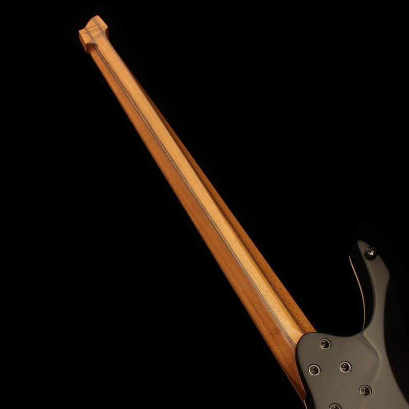 Boden_Bass_Standard_4_(Charcoal)_08