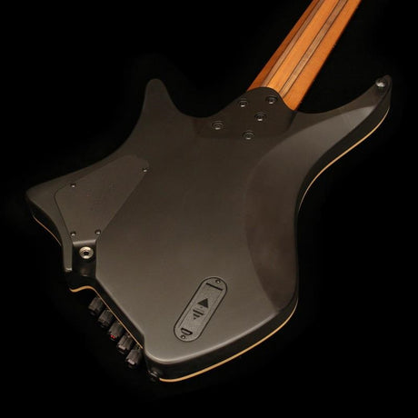 Boden_Bass_Standard_5_(Charcoal)_08