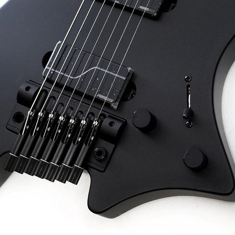 Boden_Metal_NX_7_Tremolo_(Black_Granite)_05