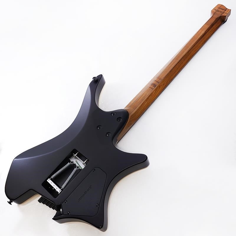 Boden_Standard_NX_6_Lefty_Tremolo_(Natural)_03