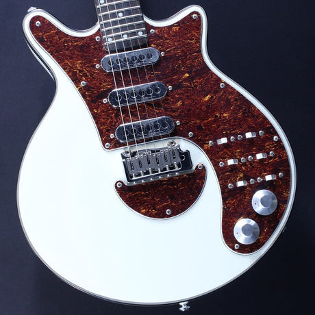 Brian_May_Special_(White)_01