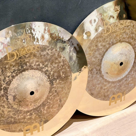 Byzance_Dual_Hihats_15_[B15DUH][990g_1200g][2023_MEINL_FACTORY_TOUR_selection_product]_02