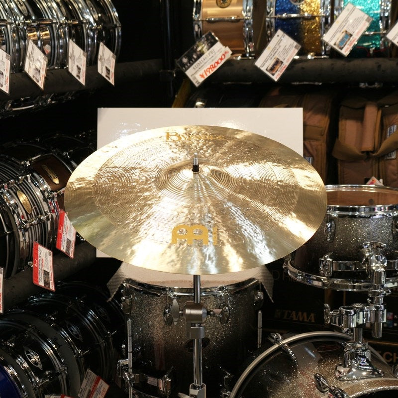 Byzance_Jazz_Tradition_Light_Crash_18_[B18TRLC_1214g]_[Selected_on_the_2023_Meinl_Factory_Tour]_01