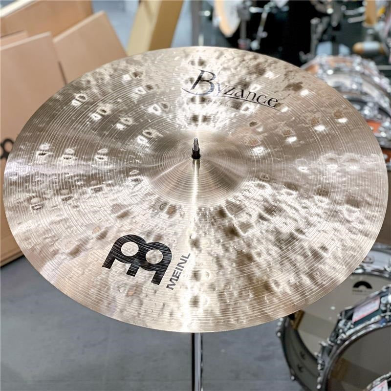Byzance_Traditional_Extra_Thin_Hammered_Crash_22_[B22ETHC][1925g]_[MEINL_Staff_Selection]_01