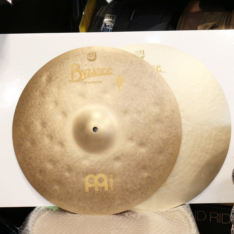 Byzance_Vintage_Sand_Hihats_16_-_Benny_Greb_Signature_[B16SAH_1028g_1686g]_[2023_MEINL_FACTORY_TOUR_selection]_02