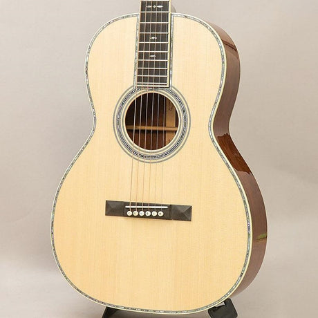CTM_00-42S_Carpathian_Spruce__Madagascar_Rosewood_-Factory_Wood_Selection_Custom_Model-_01