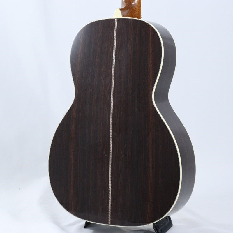 CTM_00-42_GE_Style-Factory_Wood_Selection_Custom_Model-_Martin_03