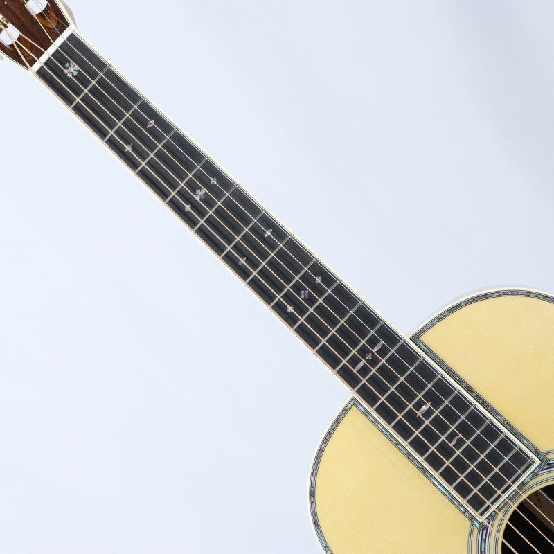 CTM_00-42_GE_Style-Factory_Wood_Selection_Custom_Model-_Martin_07