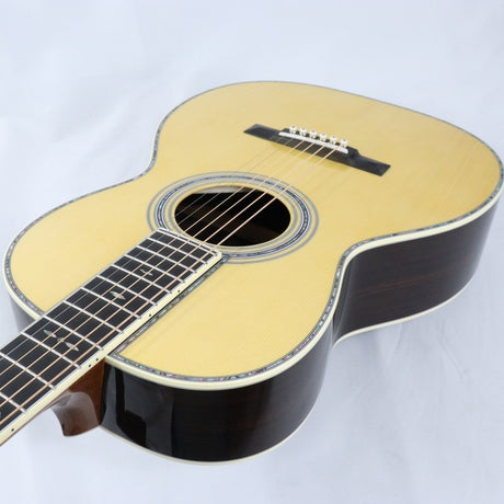CTM_00-42_GE_Style-Factory_Wood_Selection_Custom_Model-_Martin_10