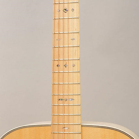 CTM_000-14F_Swiss_Spruce___Euro_Flamed_Maple_-Factory_Wood_Selection_Custom_Model-_Martin_10
