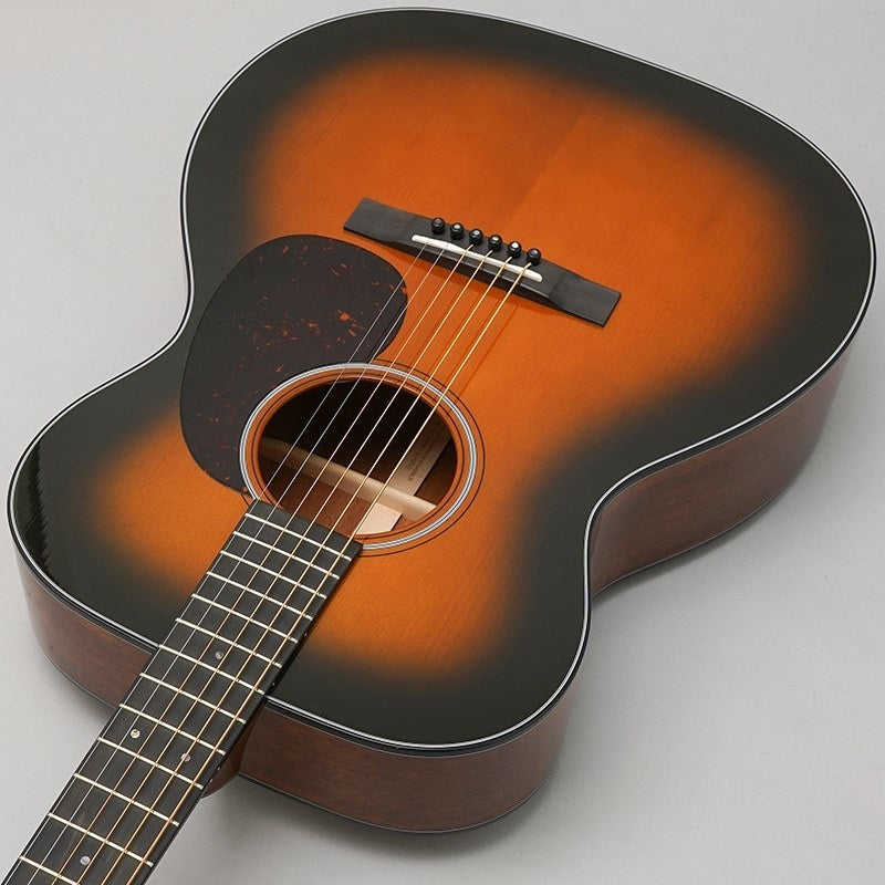 CTM_000-18_1937_Authentic_Burst___Polished_Head_-Factory_Tour_2024_Pre-Built_Custom-_Martin_05