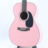 CTM_000-28_LX_Pink_[Nazareth_Martin_Factory_Selected_Wood]_#2462061_Martin_01
