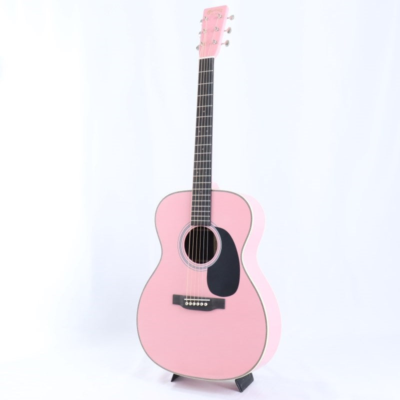 CTM_000-28_LX_Pink_[Nazareth_Martin_Factory_Selected_Wood]_#2462061_Martin_02