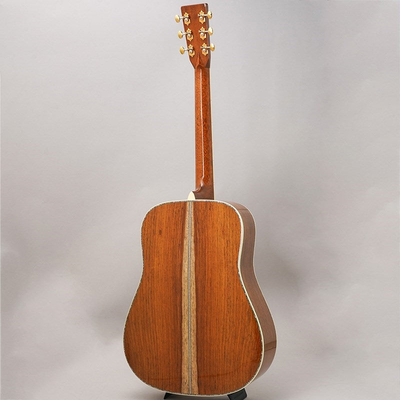 CTM_D-45_PROMO_GE_Style_Swiss_Spruce___Guatemalan_Rosewood___Hide_Glue_&_Thin_Finish_Martin_04