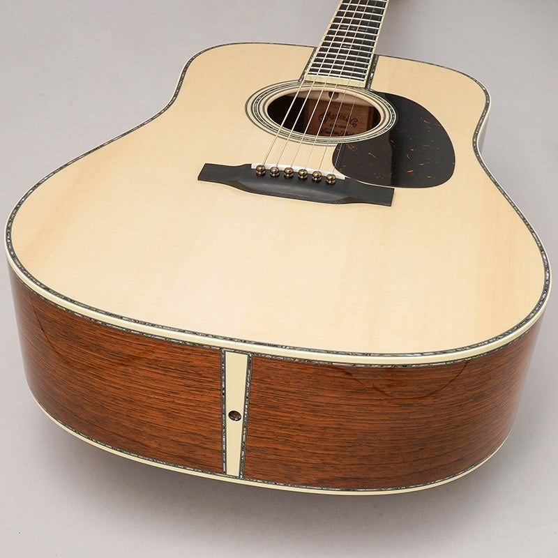 CTM_D-45_PROMO_GE_Style_Swiss_Spruce___Guatemalan_Rosewood___Hide_Glue_&_Thin_Finish_Martin_08