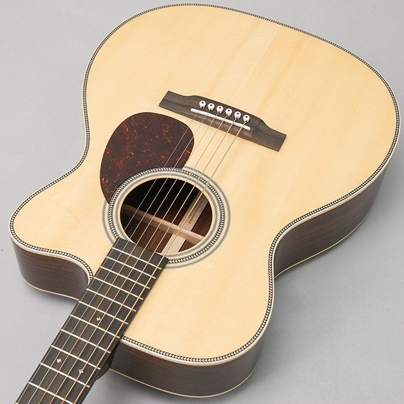 CTM_OMC-28_Italian_Alpine_Spruce_Top_#2760634_-Factory_Tour_Promotion_Custom-_Martin_05