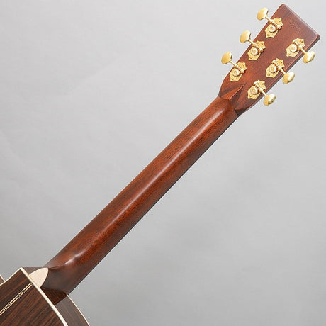CTM_OMC-28_Italian_Alpine_Spruce_Top_#2760634_-Factory_Tour_Promotion_Custom-_Martin_10
