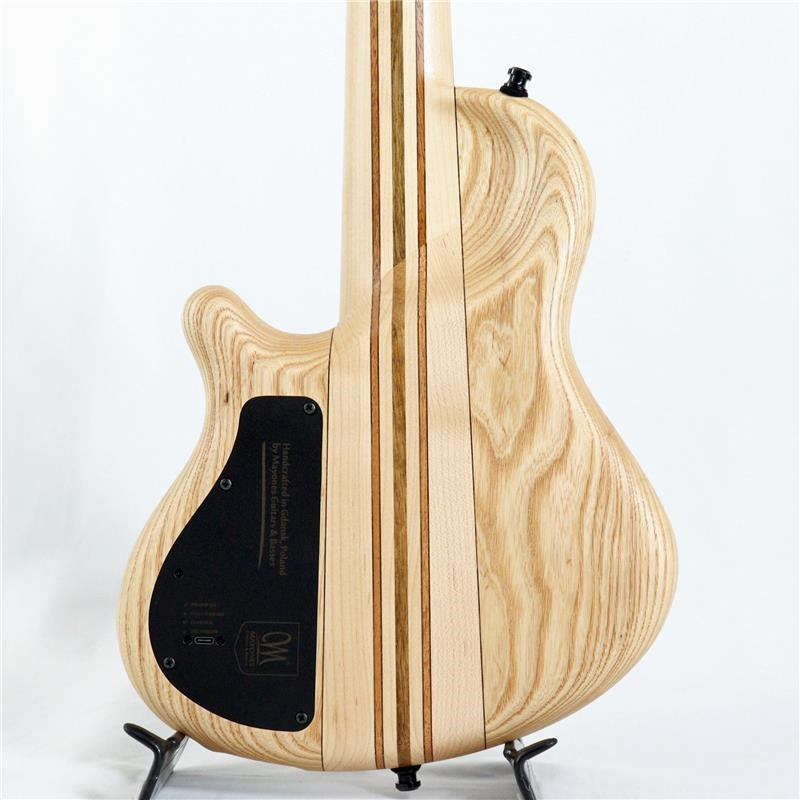 Cali_4_FL_Flamed_Maple_3A_Top_#645_[Fretless]_05