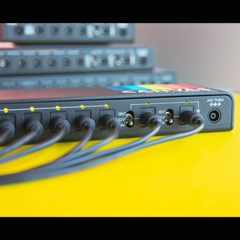 Canvas_Power_15_(power_adapter_included)_07