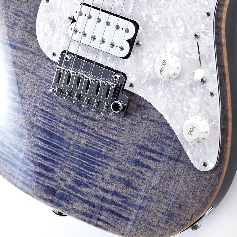 Core_Line_Series_Standard_Plus_(Trans_Blue_Denim___Pau_Ferro)_SN_71626_05