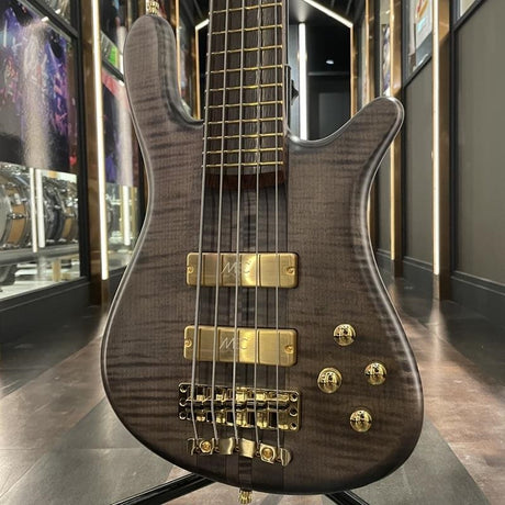 Custom_Shop_Streamer_Stage_I_5st_(Nirvana_Black_Transparent_Satin_Gold_Hardware)_01