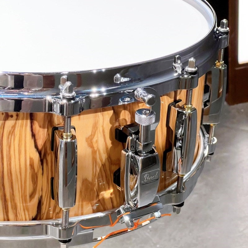 DAOL1455S_C_#206_[Artisan_Custom_Limited_~Shell_by_DrumArt~_Snare_Drums_14x5_5_Olive_Wood_Gloss_Natural_Olive]_[Die-cast_Custom_Model]_02