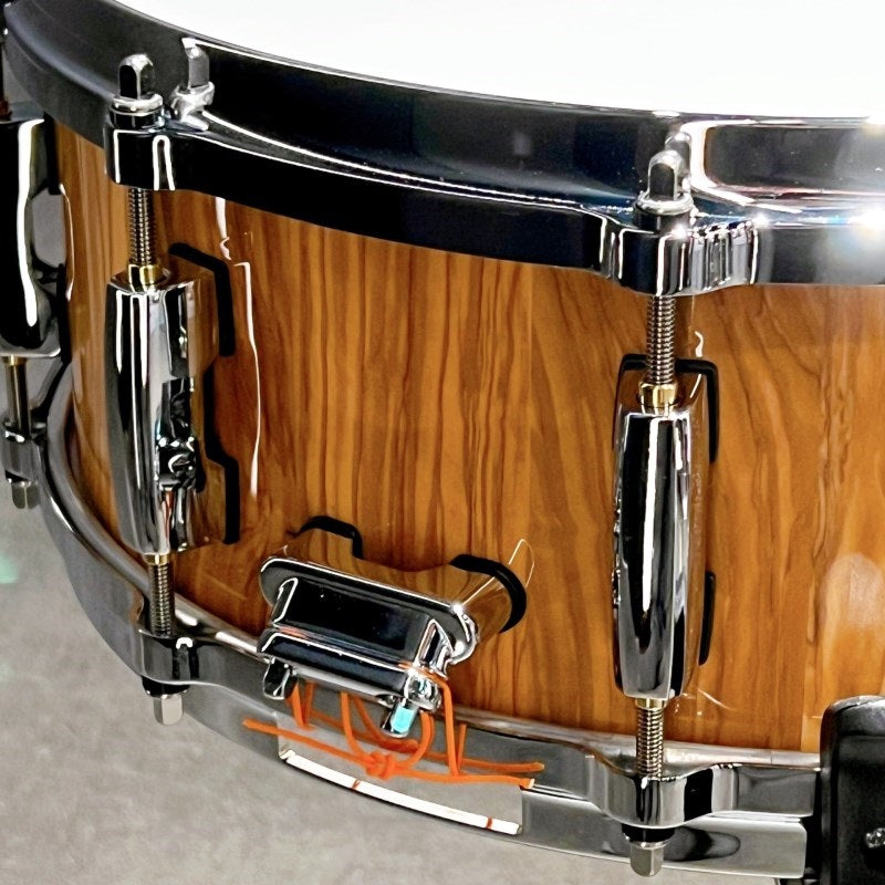 DAOL1455S_C_#206_[Artisan_Custom_Limited_~Shell_by_DrumArt~_Snare_Drums_14x5_5_Olive_Wood_Gloss_Natural_Olive]_[Die-cast_Custom_Model]_03