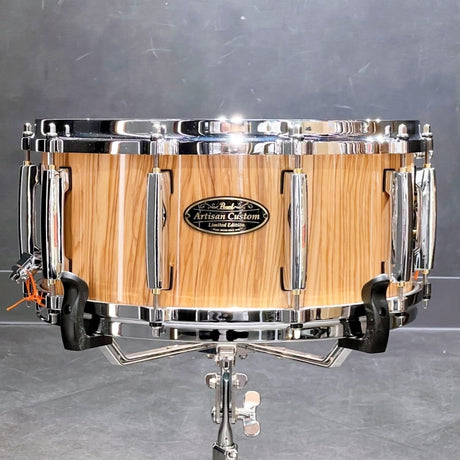DAOL1465S_C_#206_[Artisan_Custom_Limited_~Shell_by_DrumArt~_Snare_Drums_14x6_5mm_Olive_Wood_Gloss_Natural_Olive]_[Die-cast_Custom_Model]_01