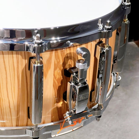 DAOL1465S_C_#206_[Artisan_Custom_Limited_~Shell_by_DrumArt~_Snare_Drums_14x6_5mm_Olive_Wood_Gloss_Natural_Olive]_[Die-cast_Custom_Model]_02