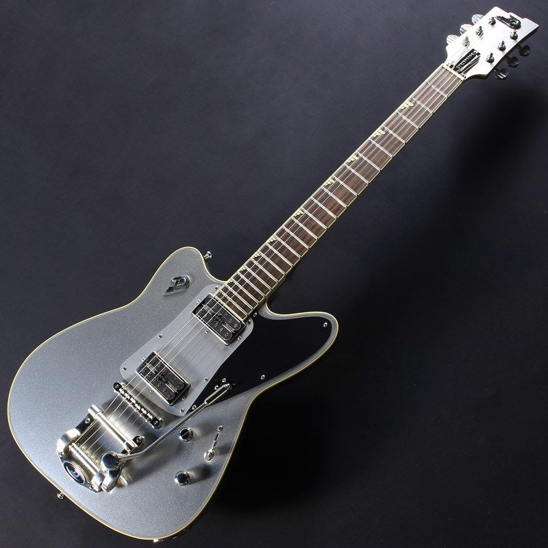 DFN-SLV_The_Falken_w_Tremolo_(Silver)_#242884_02