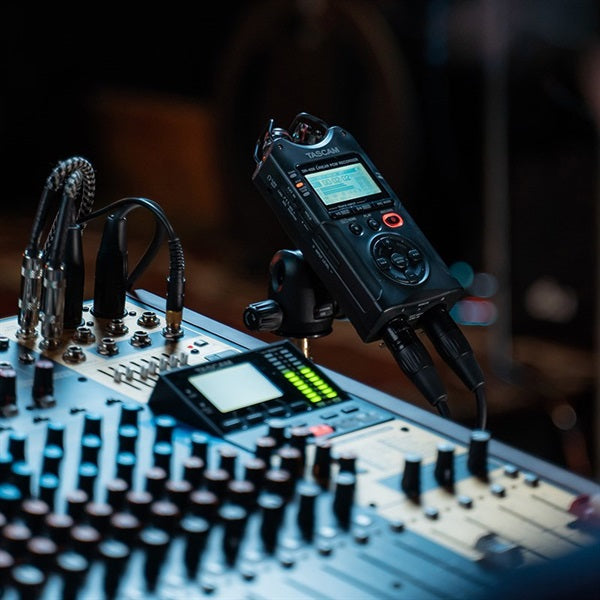 DR-40X_(Handy_Recorder)_(Tascam)_(with_USB_Audio_Interface_Function)_06