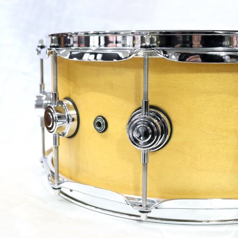 DRSO6514SSC104_[Collector's_Pure_Maple_Snare_Drum_Standard_Shell_14__x_6_5__-_Amber_Satin_Oil]_[In-Store_Display_Special_Price]_05