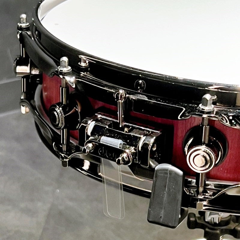 DRU23114SSN101_[Collector's_PURE_Purpleheart_Pi_Snare_Drum___14_×_3_14___Natural_Satin_Oil_w_Black_Nickel_Hardware]_03