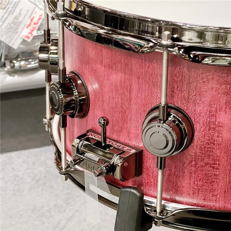 DRU26514SSN101_[Collector's_Pure_Purpleheart_Snare_Drum_VLT_Shell_14''×6_5''_-_Natural_Satin_Oil_w_Black_Nickel_Hardware]_03