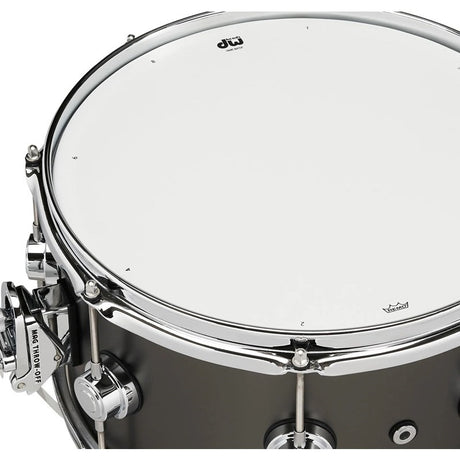 DRVD0713SVCBK_[Collector's_Satin_Black_over_Brass_Snare，_13''×7'']_04