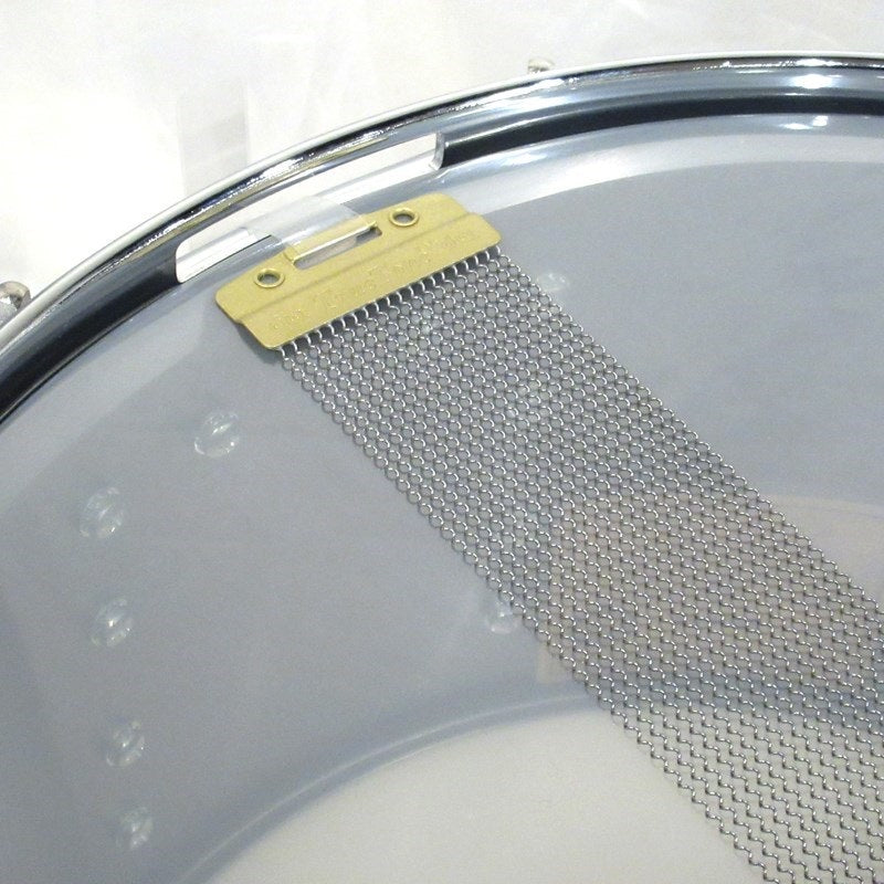 DRVD0814SVCBK_[Collector's_Satin_Black_Over_Brass_Snare_14×8]_08