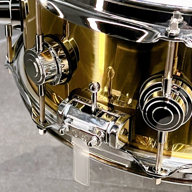 DRVN5514SPC_[Collector's_Series_Polished_Brass_Snare_Drum_14×5_5]_03
