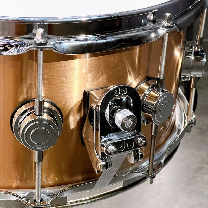 DRVZ6514SVC_[Collector's_Series_Brushed_Bronze_Snare_Drum_14×6_5]_02