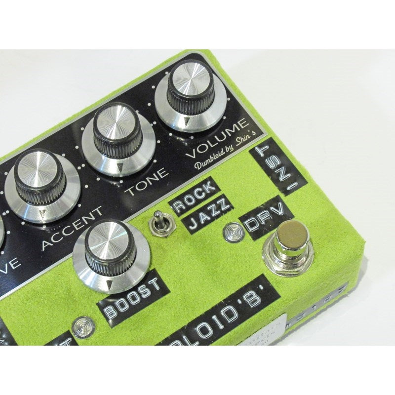 DUMBLOID_B_Boost_Special_LightGreen_Suede_w_Black_Panel_03