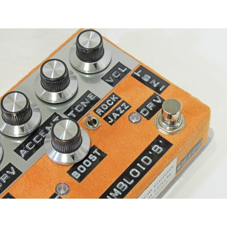 DUMBLOID_B_Boost_Special_Orange_Suede_03